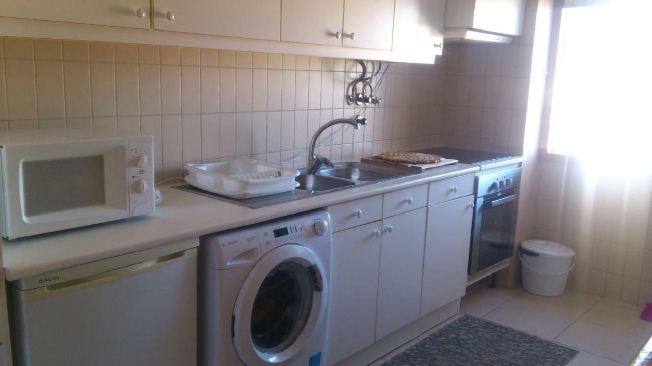 Family & Friends Apartments อัลวอร์ ภายนอก รูปภาพ
